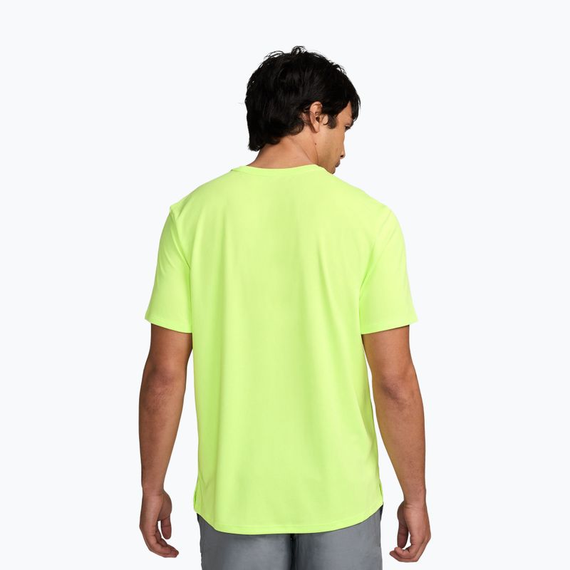 Férfi futó póló Nike Miler Dri-Fit UV light lemon twist 2
