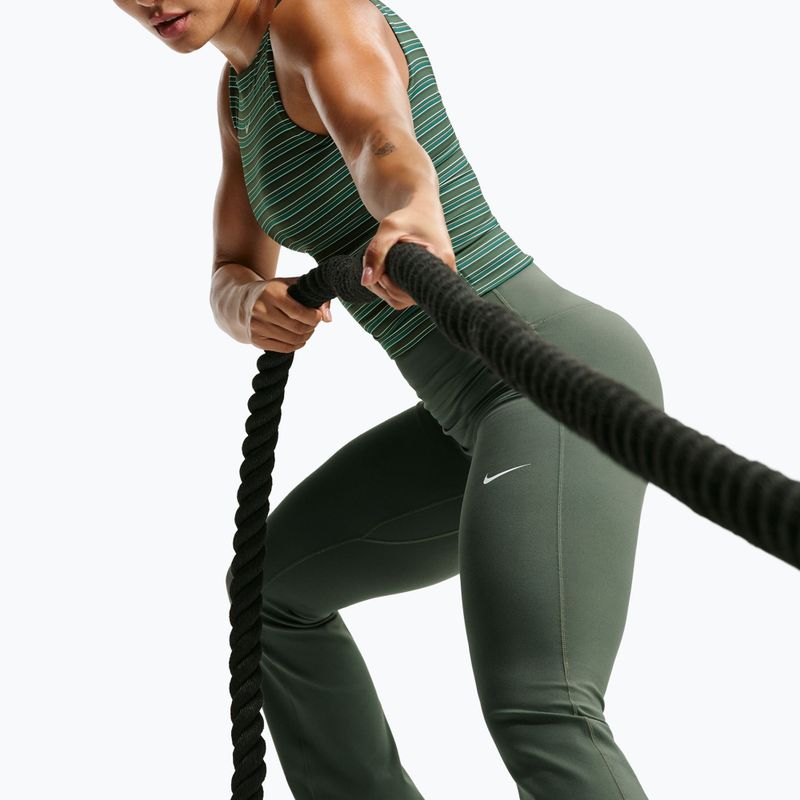 Női leggingsek Nike One High Waisted Flared camo green/white 5