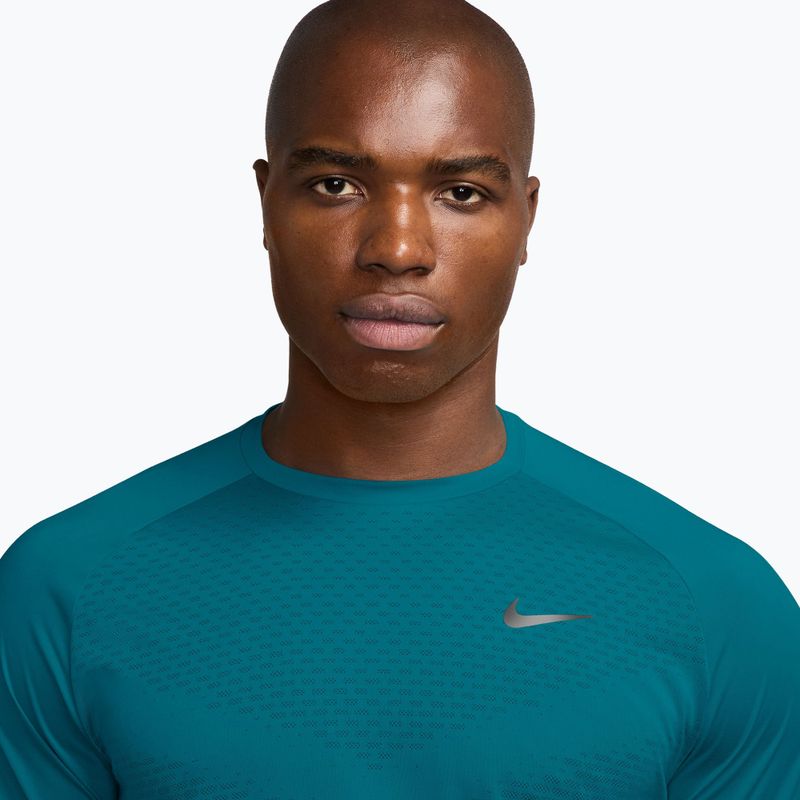 Férfi futó póló Nike Stride ADV bright spruce 3