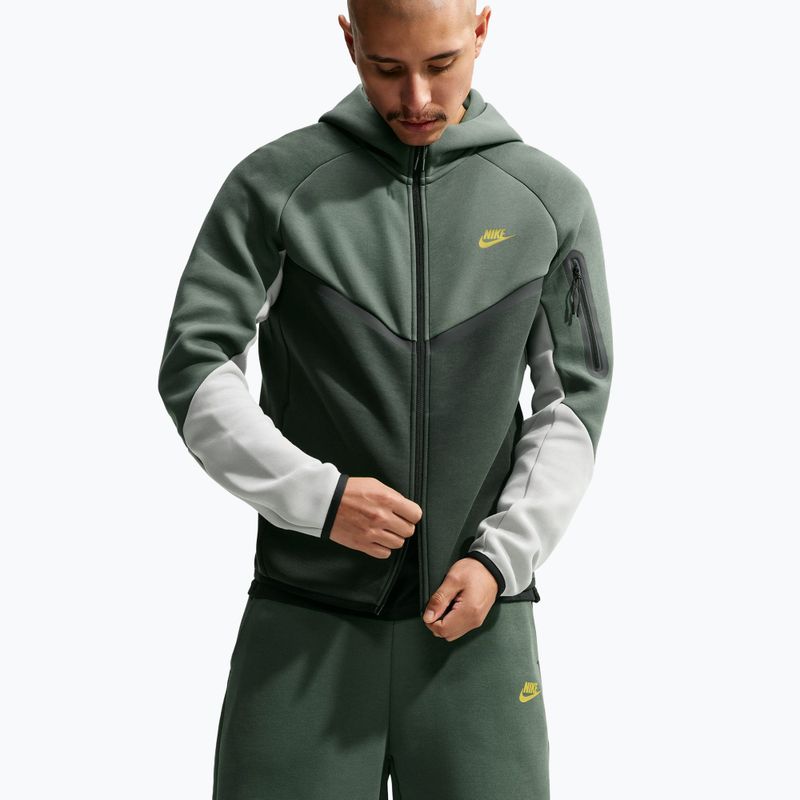 Férfi pulóver Nike Tech Windrunner Full Zip camo green/black spruce/chrome yellow 4