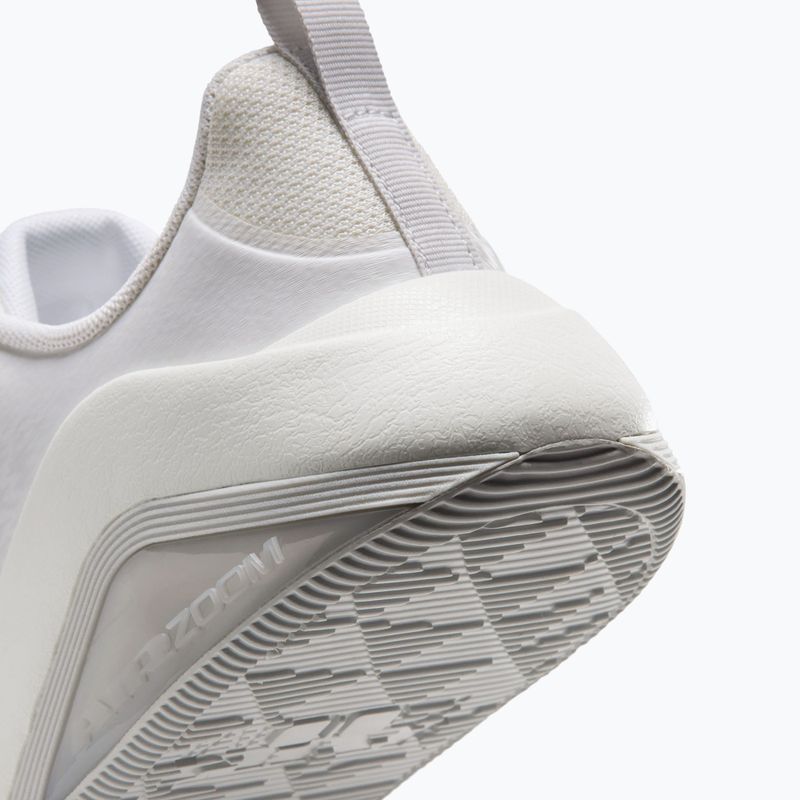 Női edzőcipők Nike Bella 7 sail/photon dust/metallic silver 6