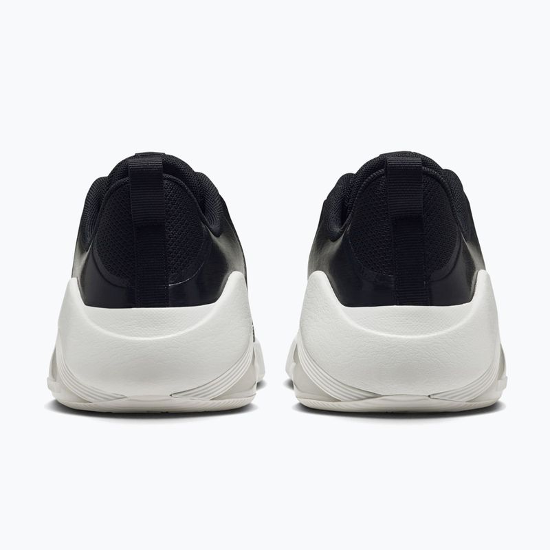 Női edzőcipők Nike Bella 7 off noir/sail/blur 2