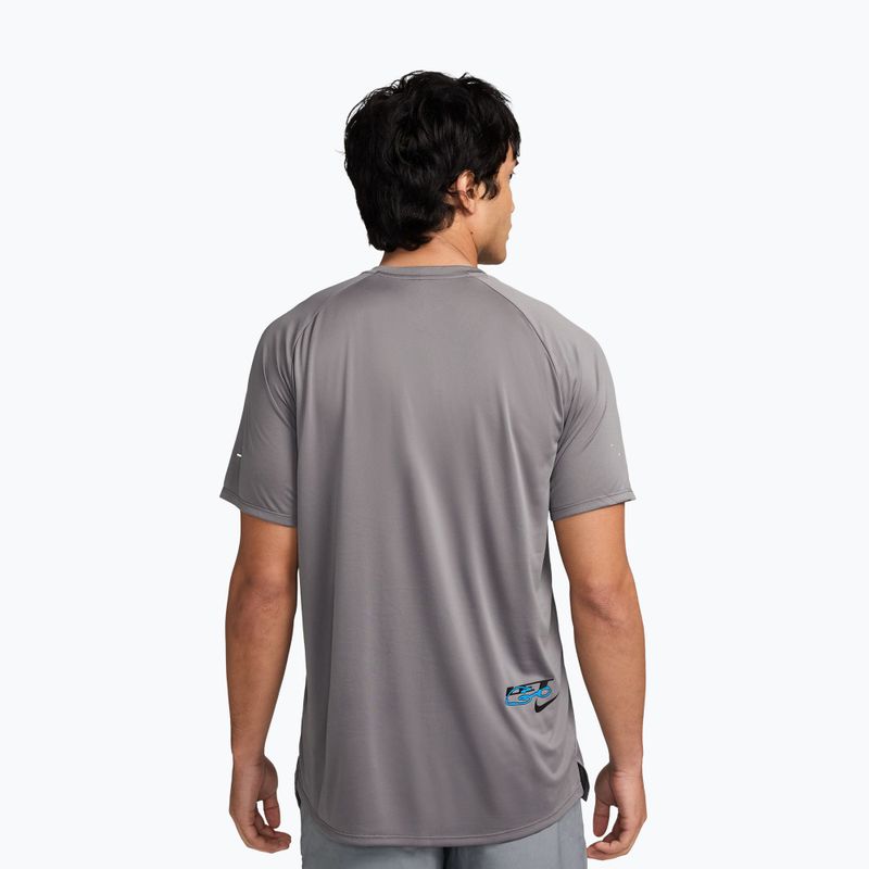 Férfi futó póló Nike Stride Let Go Dri-FIT ADV pencil point 2