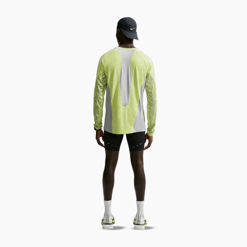 Férfi futó hosszú ujjú póló Nike Stride light lemon twist/grey fog 3