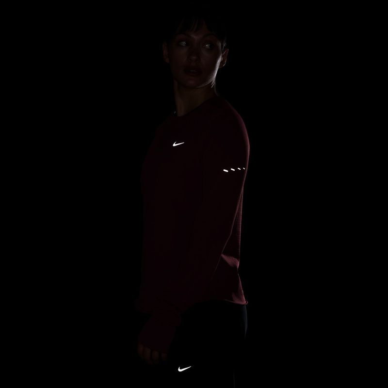 Női futópulóver Nike Swift pink smoke 4