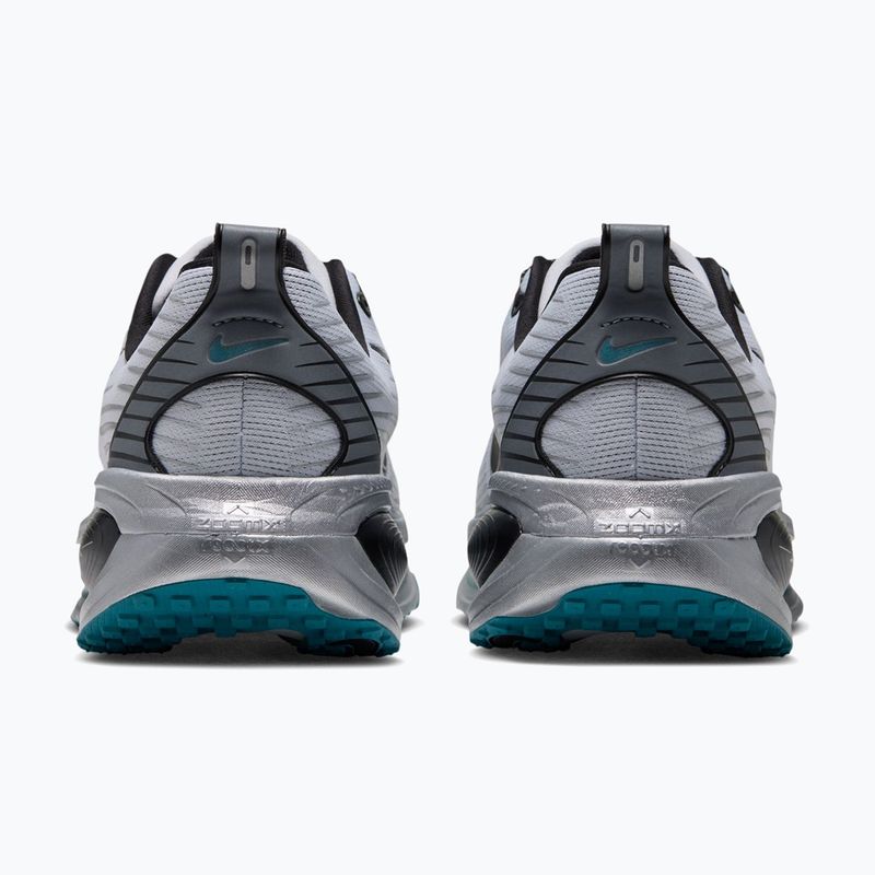 Férfi futócipők Nike Vomero 18 football grey/metallic cool grey/black 2