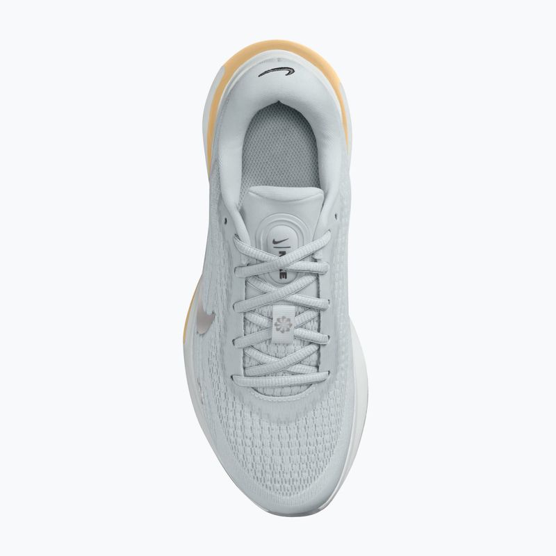 Női futócipők Nike Journey Run pure platinum/metallic silver 2