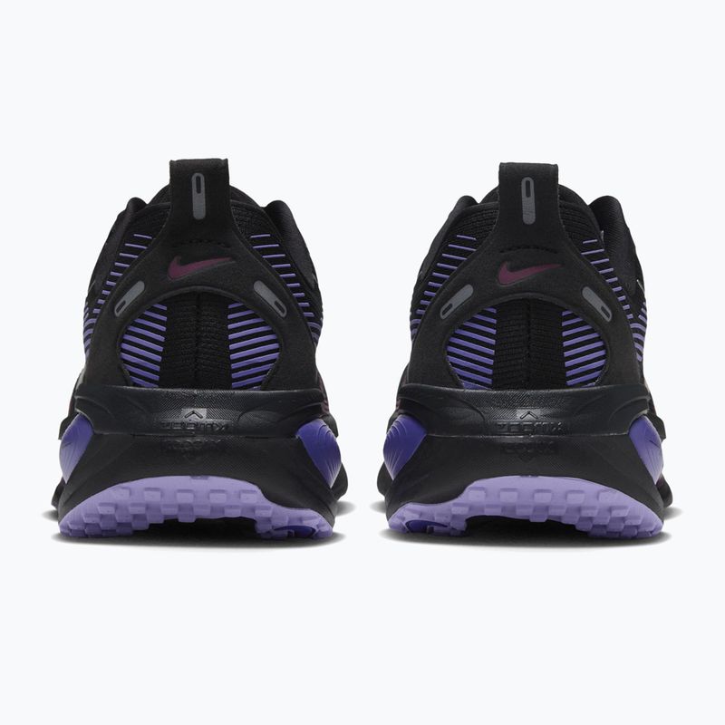 Női futócipők Nike Vomero 18 black/persian violet/metallic silver 2