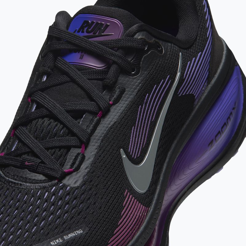 Női futócipők Nike Vomero 18 black/persian violet/metallic silver 5
