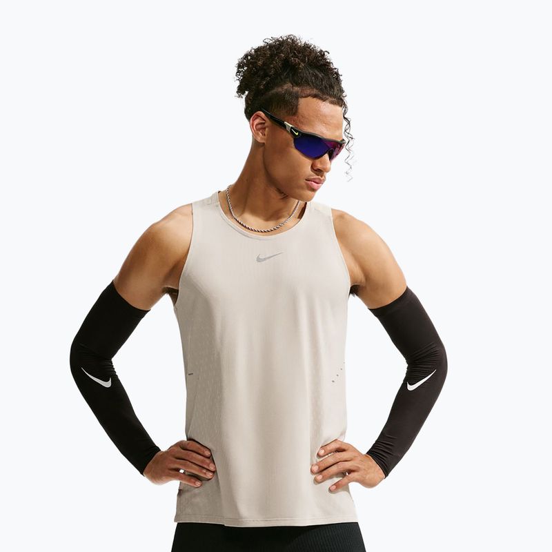 Férfi futó póló Nike Stride cream Ii/sail