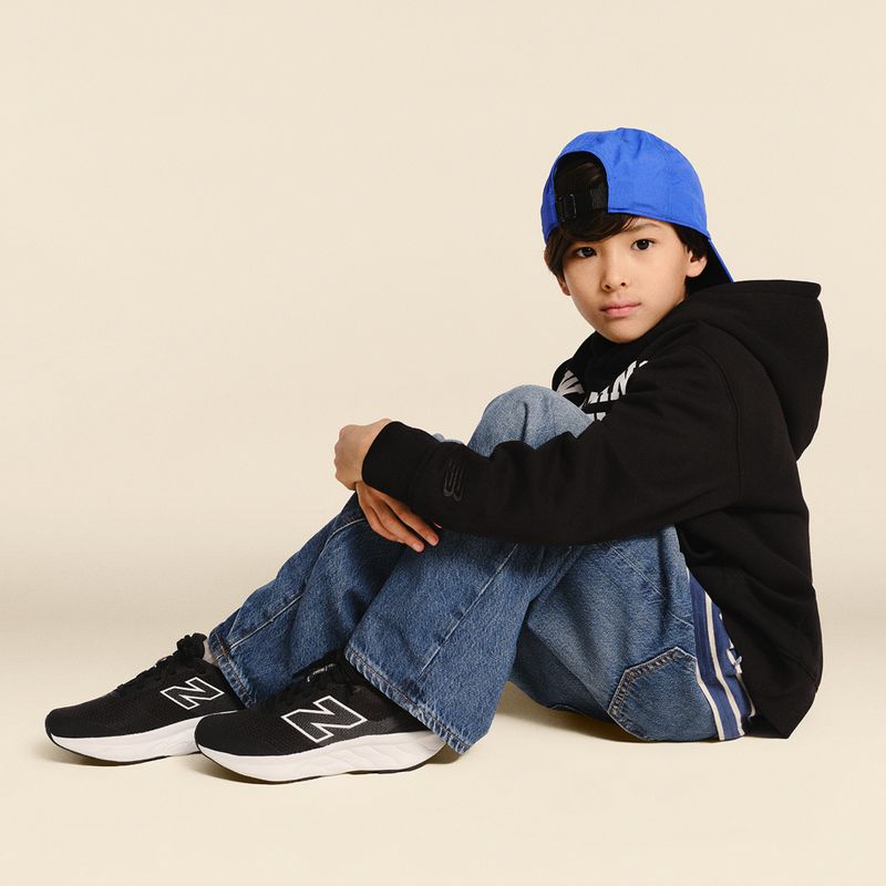 Gyerek futócipők New Balance 520's Lace V9 black/white/black 9