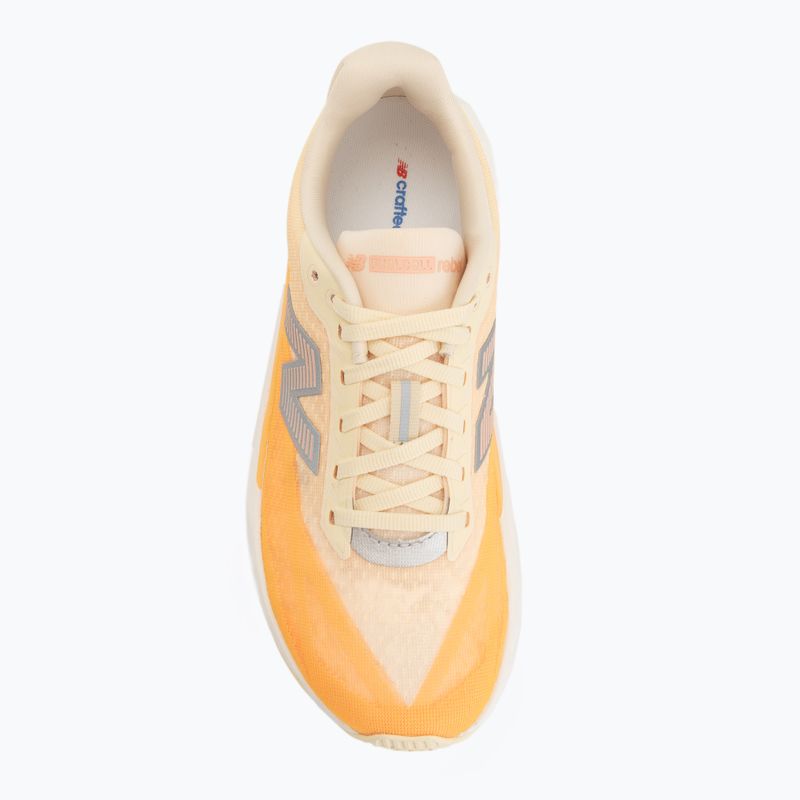 Női futócipők New Balance FuelCell Rebel V5 calcium/gumdrop 5