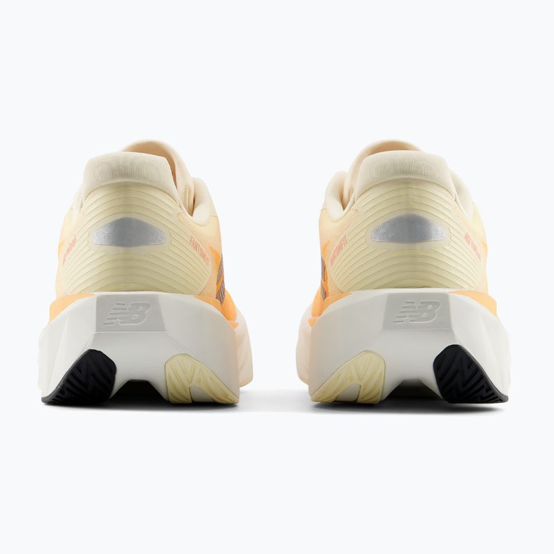 Női futócipők New Balance FuelCell Rebel V5 calcium/gumdrop 2