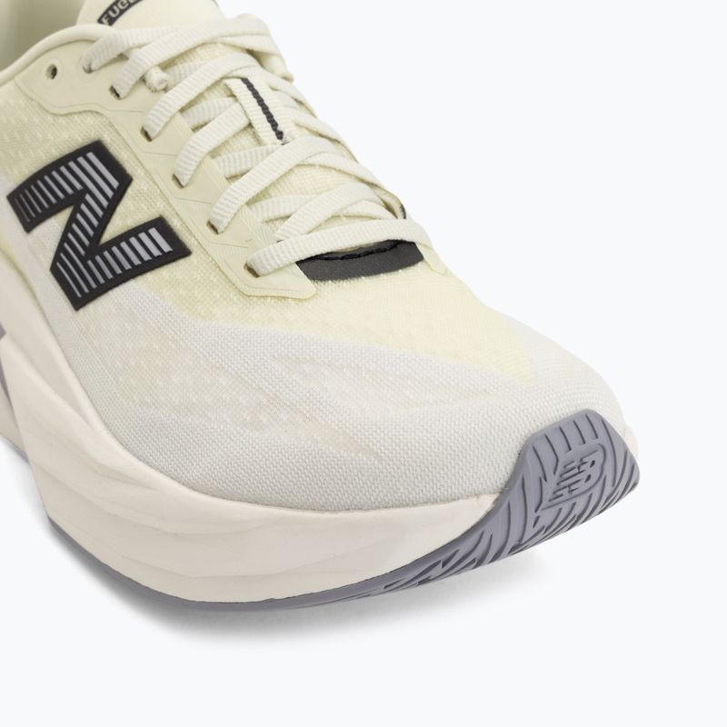 Női futócipők New Balance FuelCell Rebel V5 pistachio butter/sea salt 7