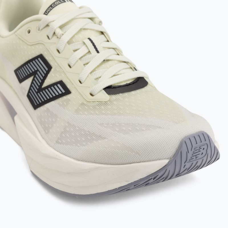 Férfi futócipők New Balance FuelCell Rebel V5 pistachio butter/digital mist 7