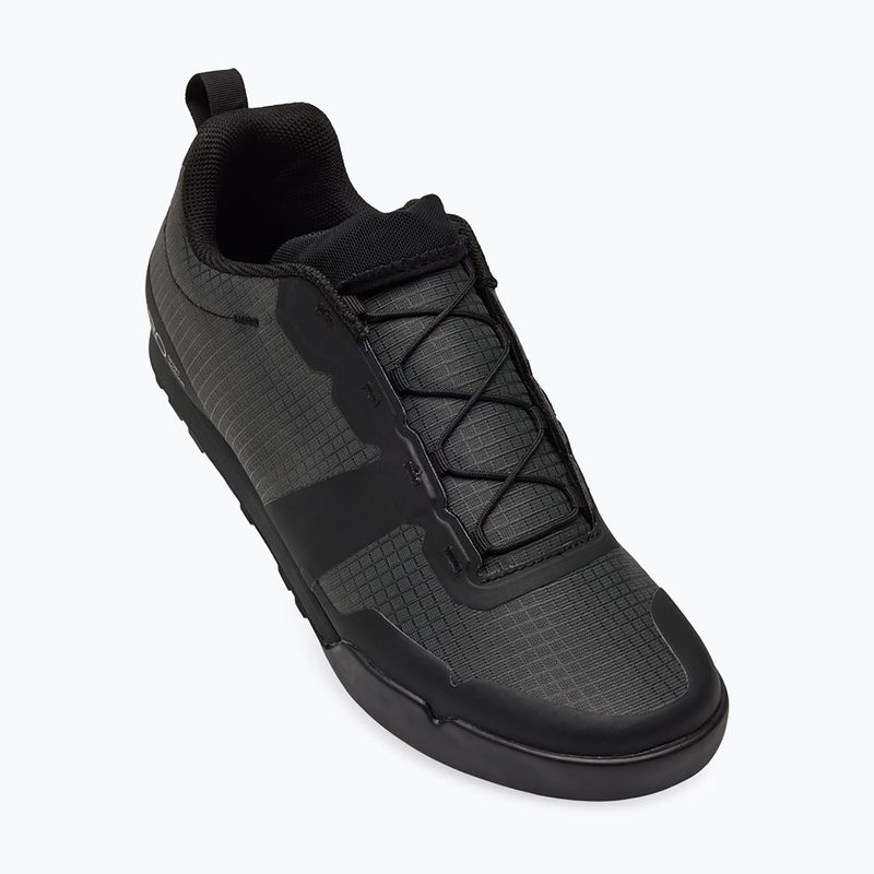 Férfi platform kerékpáros cipő Giro Tracker black 2