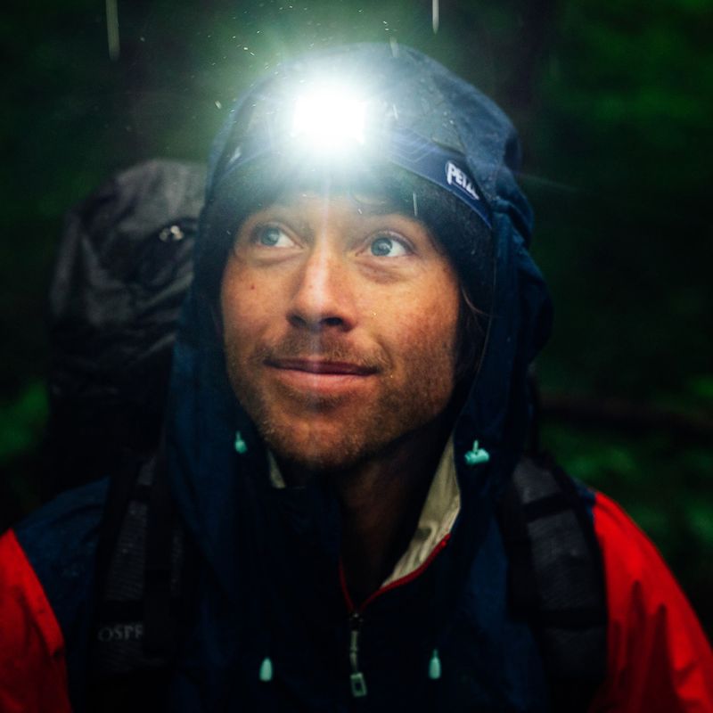 Petzl Tikka Core fejlámpa kék E067AA01 2
