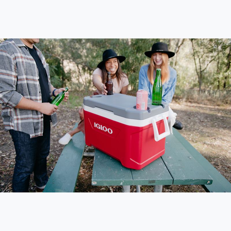 Igloo Latitude 52 industrial red/white/meteorite hűtőtáska 10