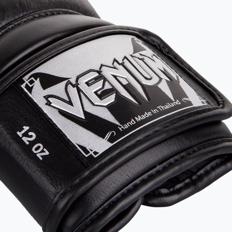Venum Giant 3.0 fekete és ezüst bokszkesztyűk 2055-128 8