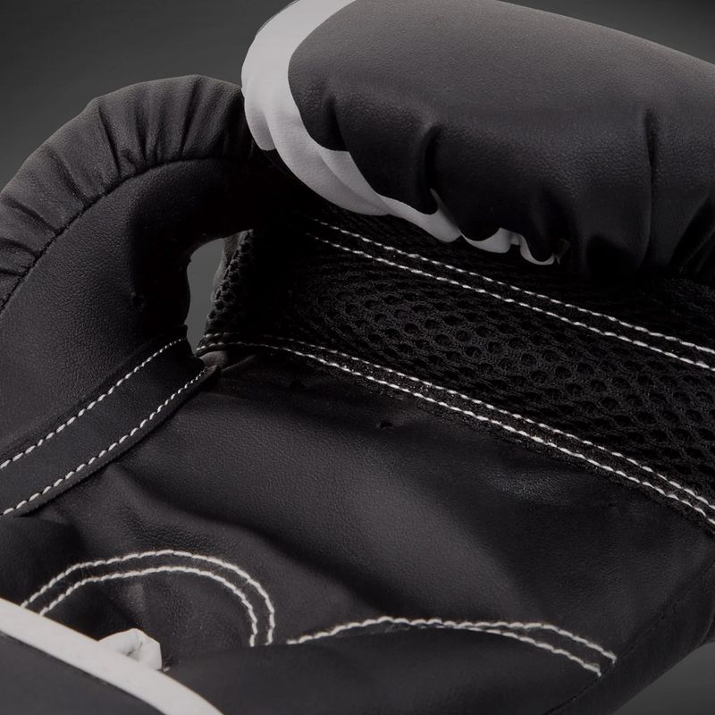 Gyerek bokszkesztyűk Venum Challenger 2.0 Kids VENUM-03089-001 black/white 2