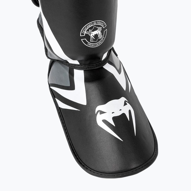 Venum Contender 2.0 sípcsont protektorok fekete/szürke/fehér 3