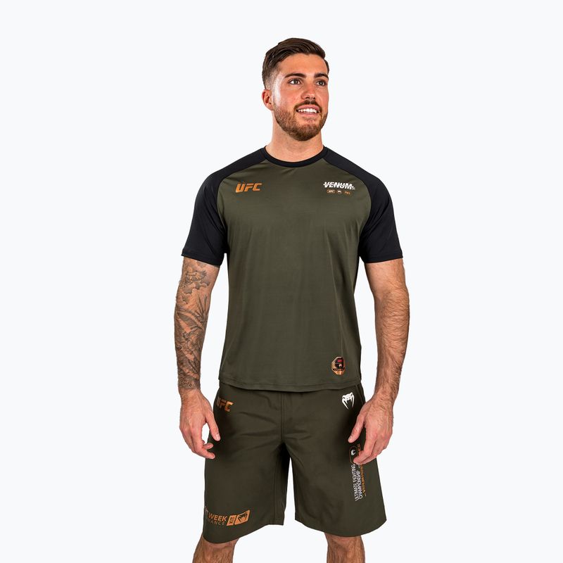 Venum UFC By Adrenaline Fight Week Dry-Tech férfi póló khaki színben 3