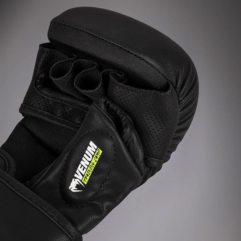 Venum Training Camp 4.0 fekete/neozöld sparring kesztyű 4