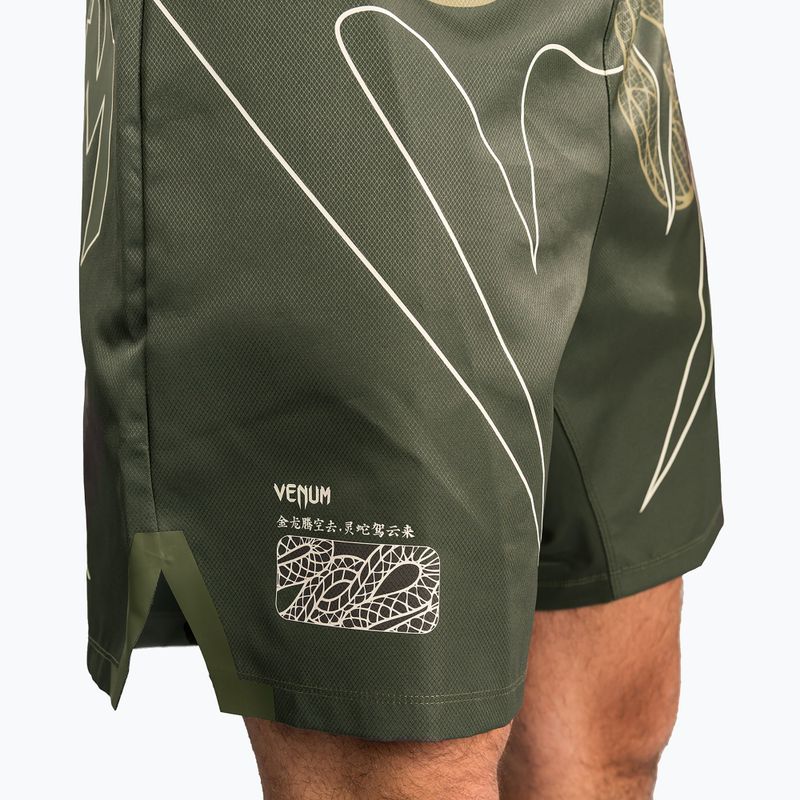 Férfi edzőshort Venum Serpenti Fight khaki/bronze/ivory 6