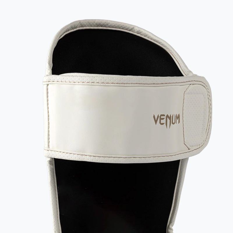 Sípcsont- és lábfejvédők Venum Impact Evo Scales Shinguards ivory 4