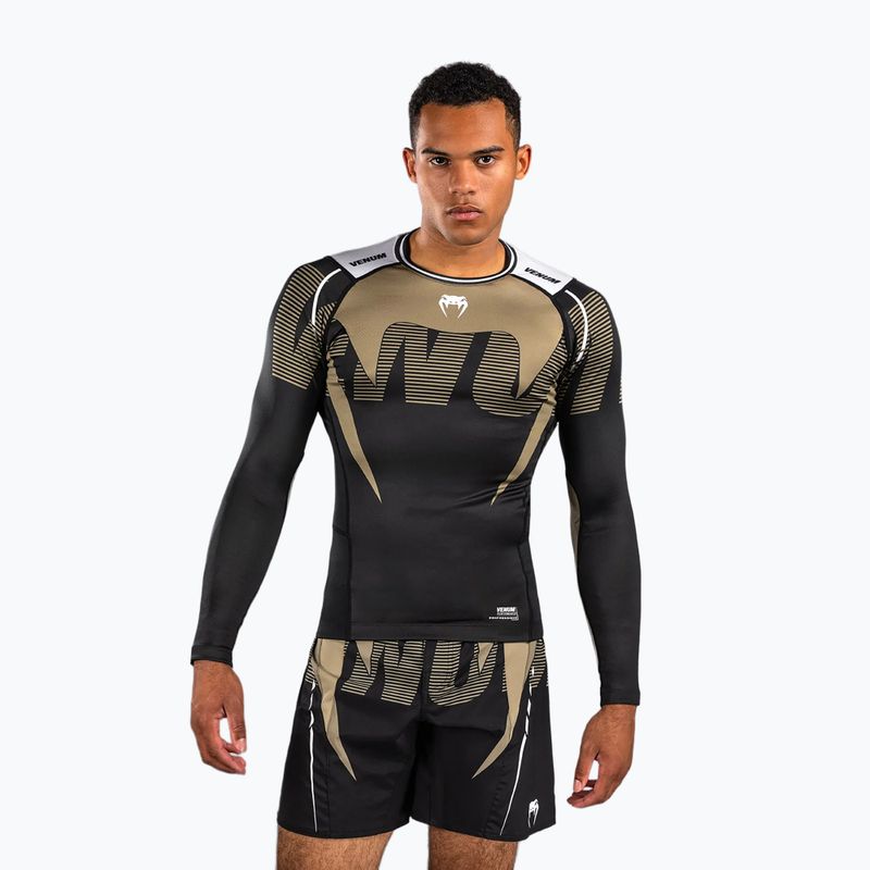 Férfi hosszú ujjú rashguard Venum Adrenaline Rashguard black/sand