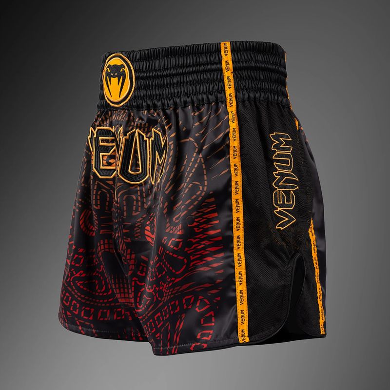 Férfi edzőshort Venum Quetzal Fury Muay Thai black/fury red/tangerine 3
