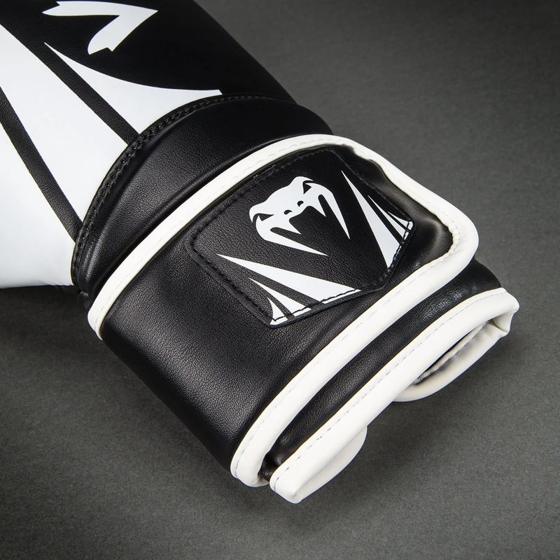 Boxkesztyű Venum Challenger 2.5 Boxing black/white 3