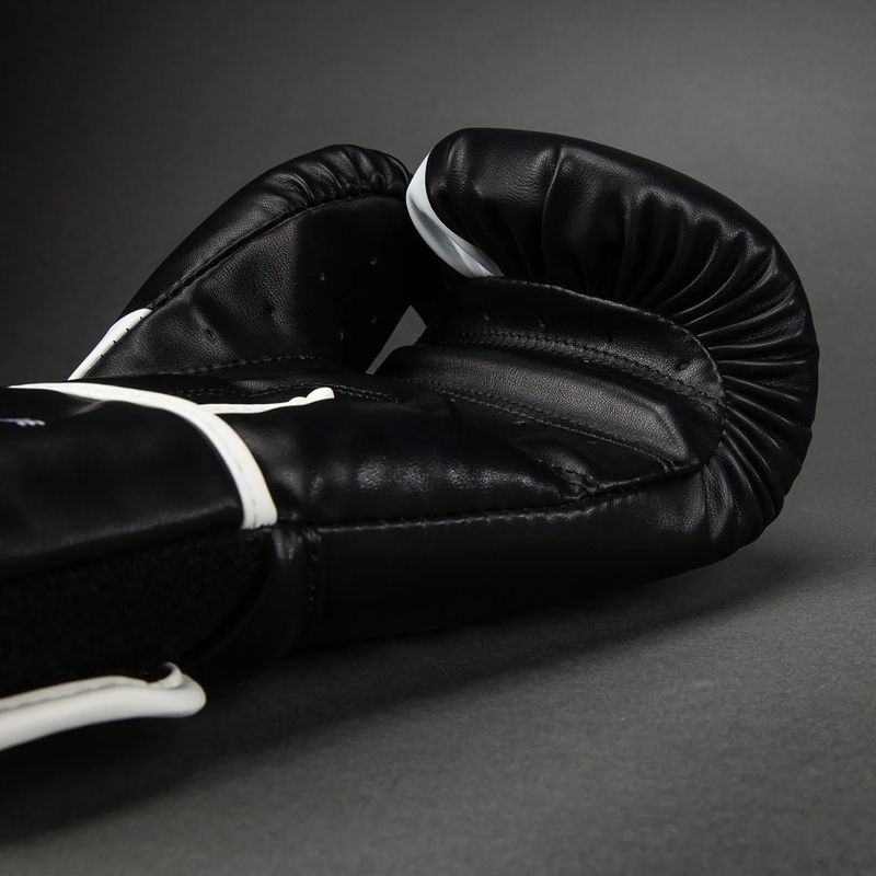 Boxkesztyű Venum Challenger 2.5 Boxing black/white 4