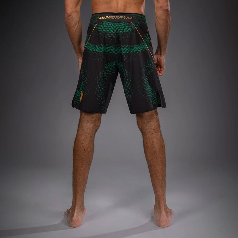 Férfi edzőshort Venum Matupa Fightshorts black/green/gold 3