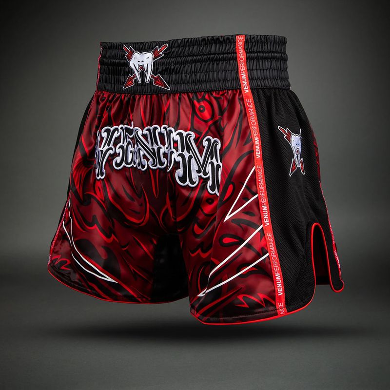 Férfi edzőshort Venum Wolf Attack Muay Thai Shorts black/red 4