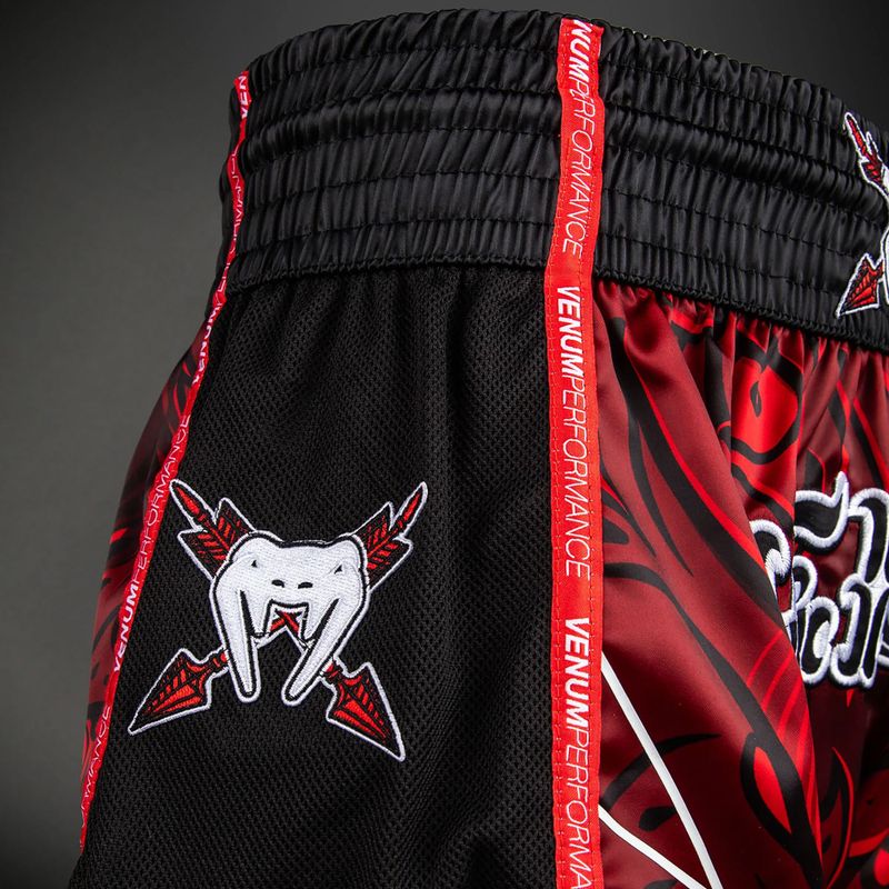 Férfi edzőshort Venum Wolf Attack Muay Thai Shorts black/red 5