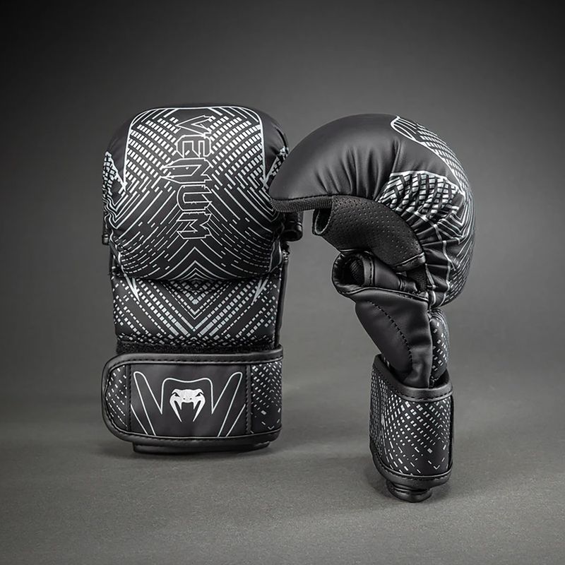 Sparringkesztyűk Venum Midnight Fury Sparring black/grey/silver 2