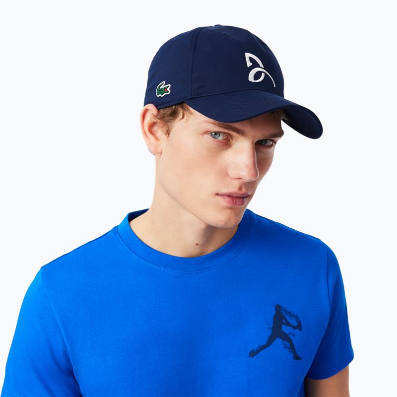 Férfi póló + sapka Lacoste TH1044 gipsy alb/albastru navy 3