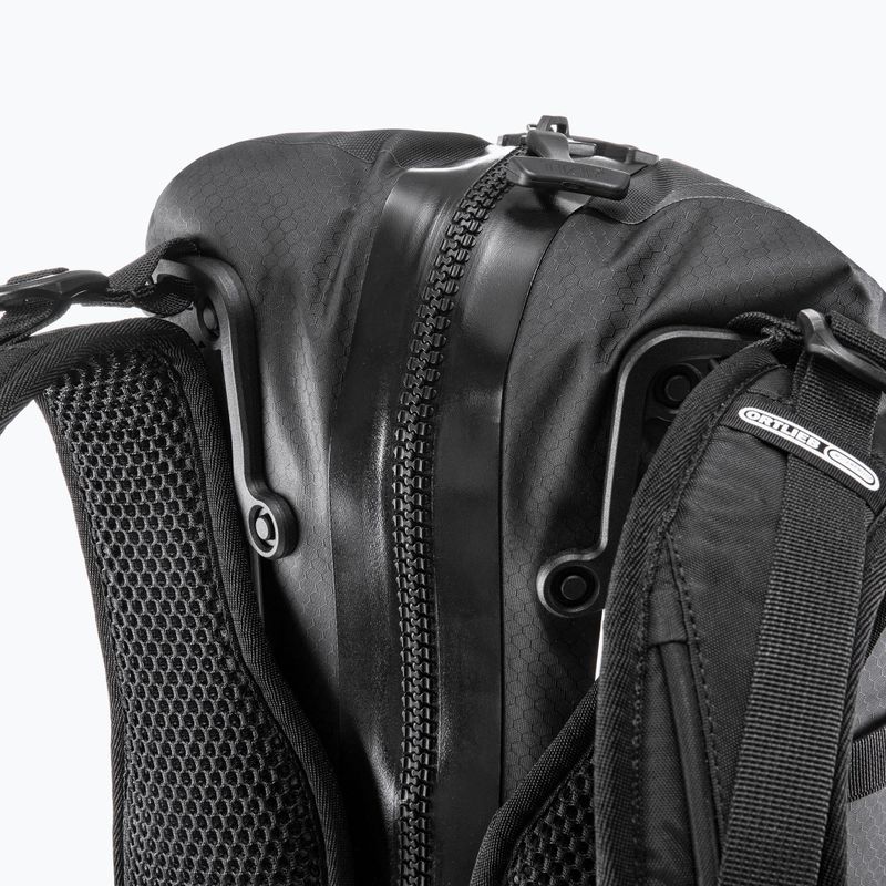 Kerékpáros hátizsák Ortlieb Atrack BP 25 l fekete R7100 6