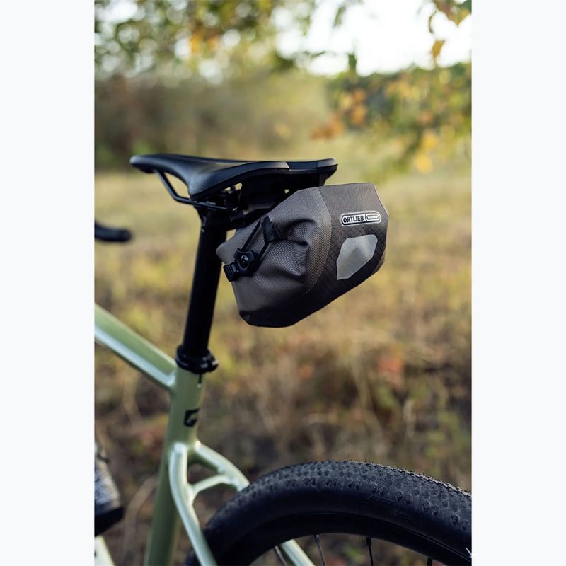 Kerékpár nyeregtáska ORTLIEB Micro Two 0.8 l dark sand 8