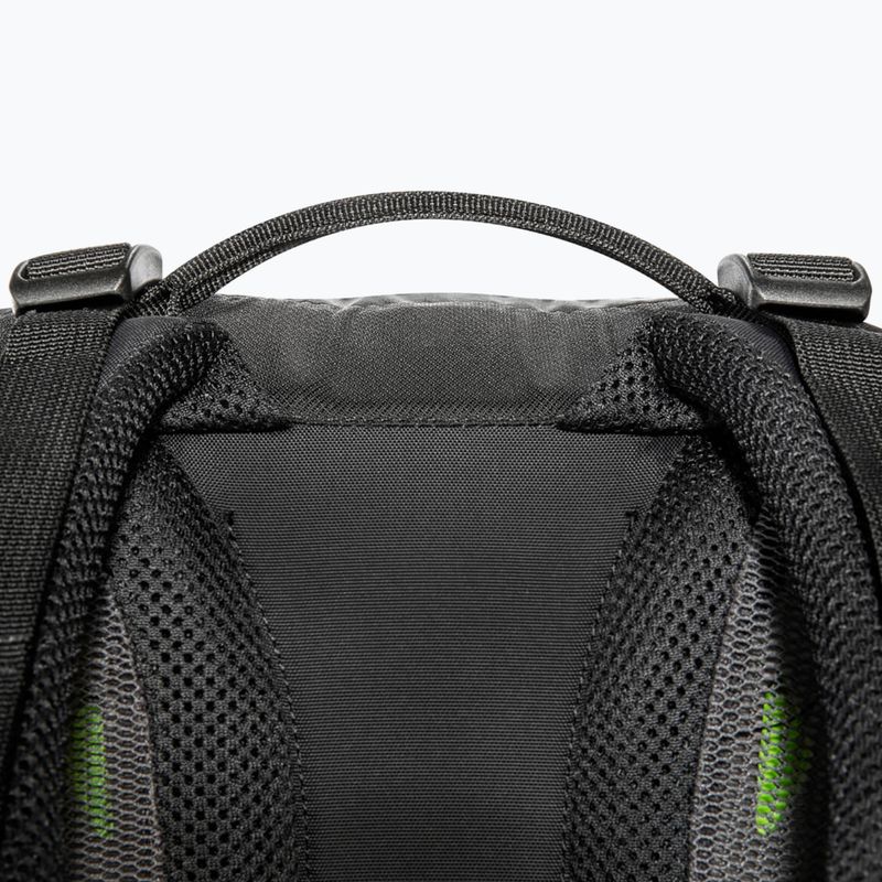 Tatonka Server Pack 27 l városi hátizsák fekete színben 5