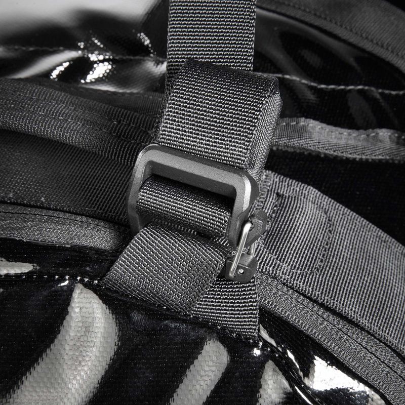 Gurulós táska Tatonka Barrel Roller 60 l black 12