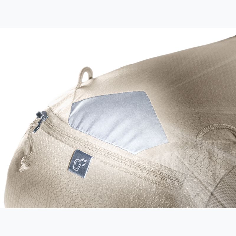 Kerékpáros hátizsák deuter Race Air 14 + 3 l alu/greystone 13