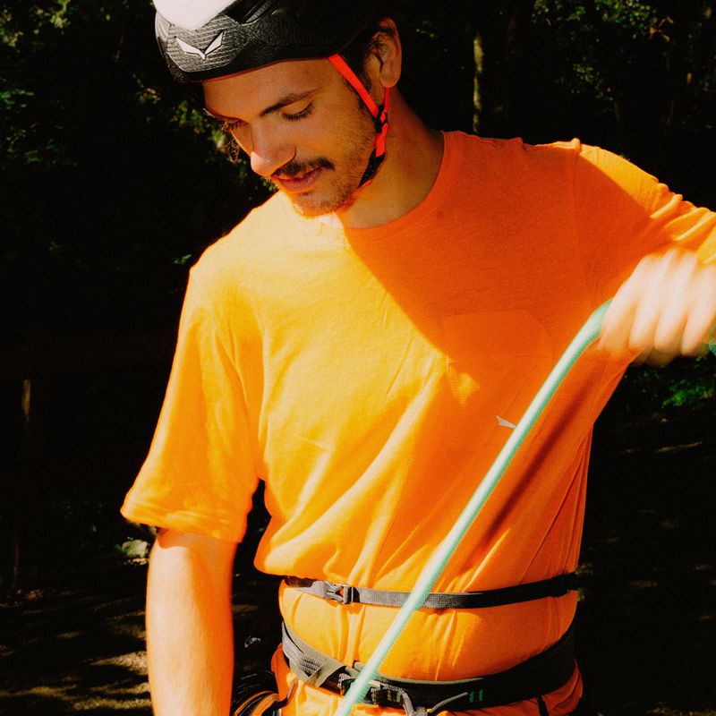 Salewa férfi Agner Hemp/Dst kurkuma trekking póló 7
