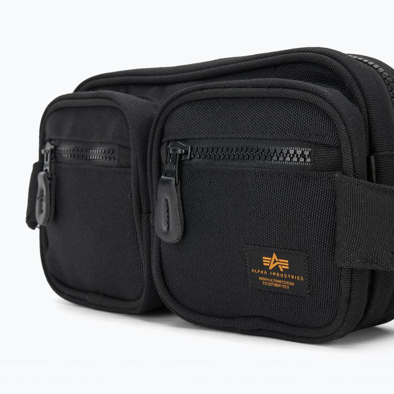 Alpha Industries Label 1,5 l-es fekete vesetáska 4