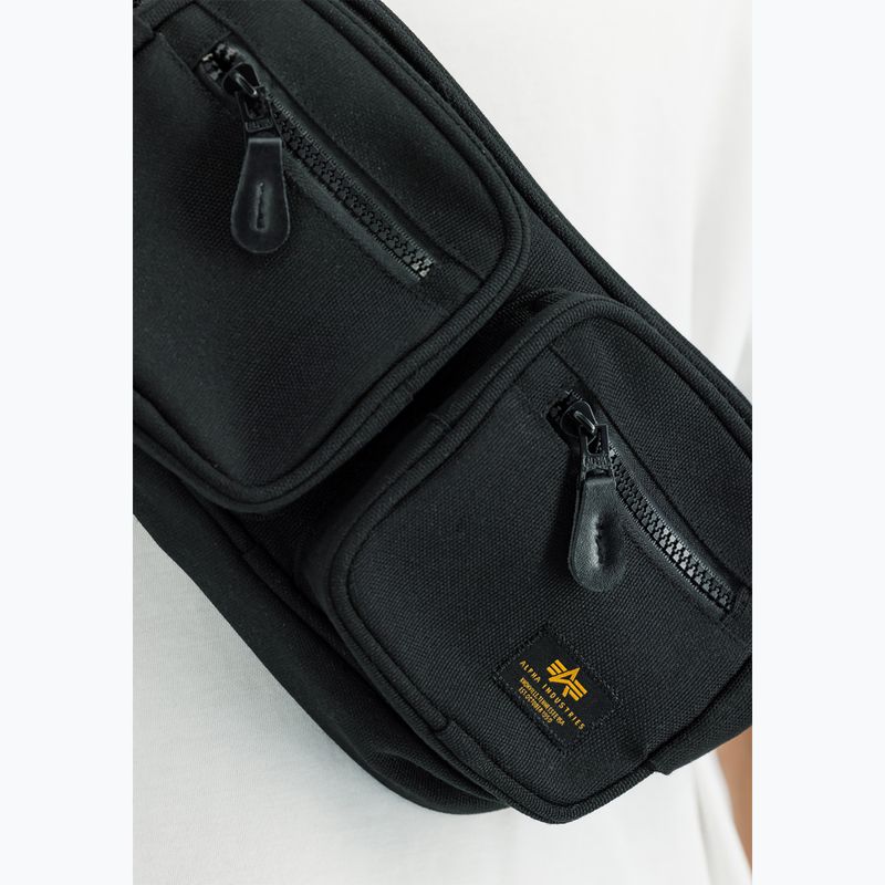 Alpha Industries Label 1,5 l-es fekete vesetáska 9
