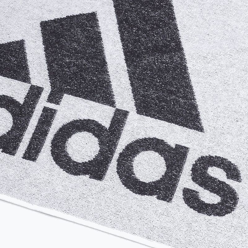 Adidas fehér és fekete törölköző DH2862 2