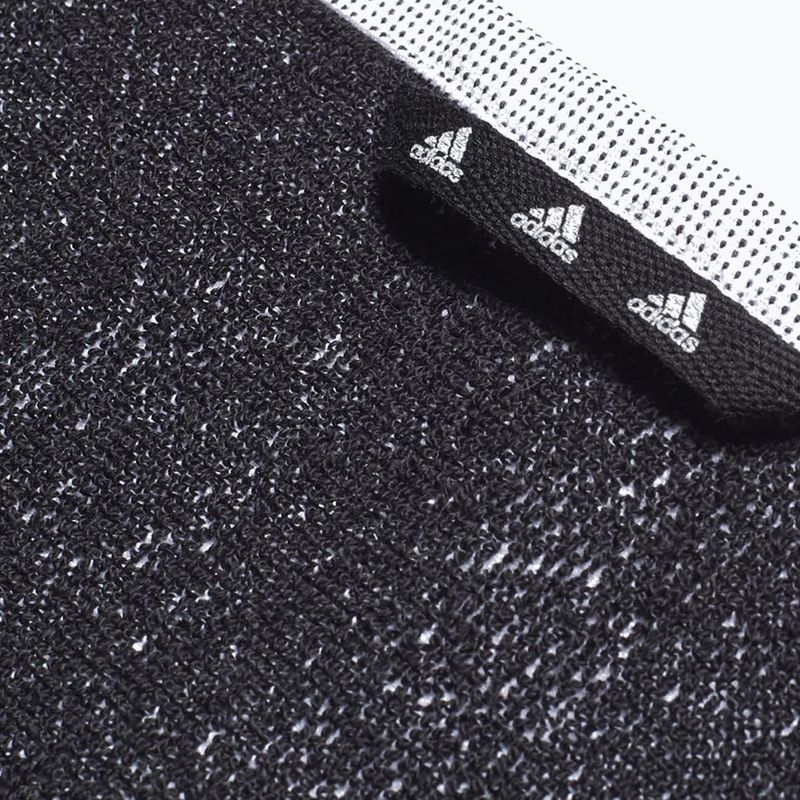 Adidas fehér és fekete törölköző DH2862 3