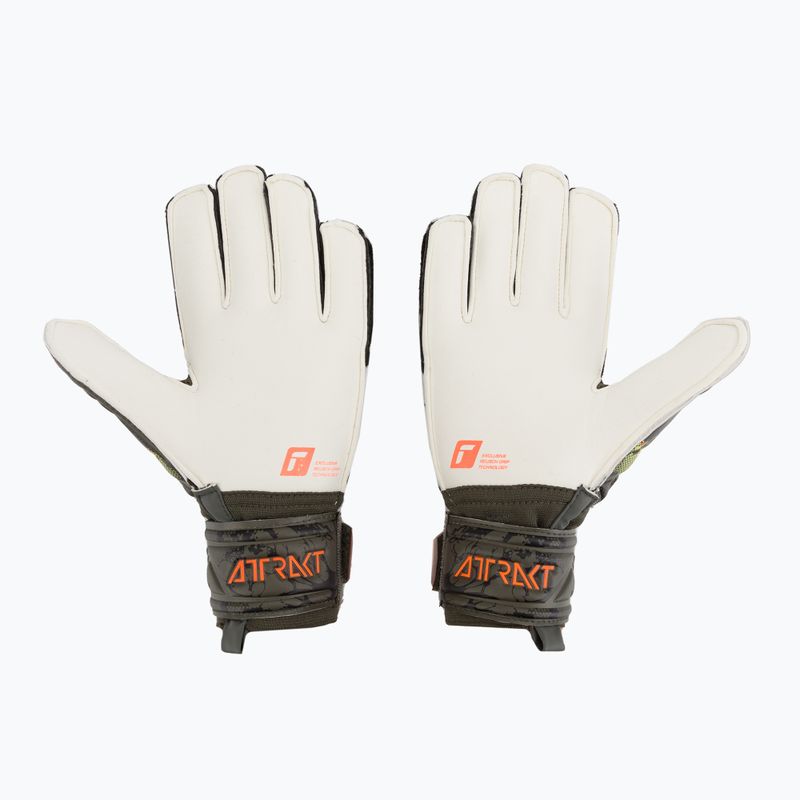 Reusch Attrakt Grip kapuskesztyű zöld 5370018-5556 2