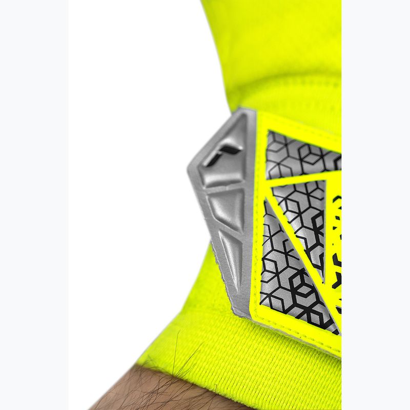 Reusch Attrakt Starter Solid biztonsági sárga/ezüst kapus kesztyű 7